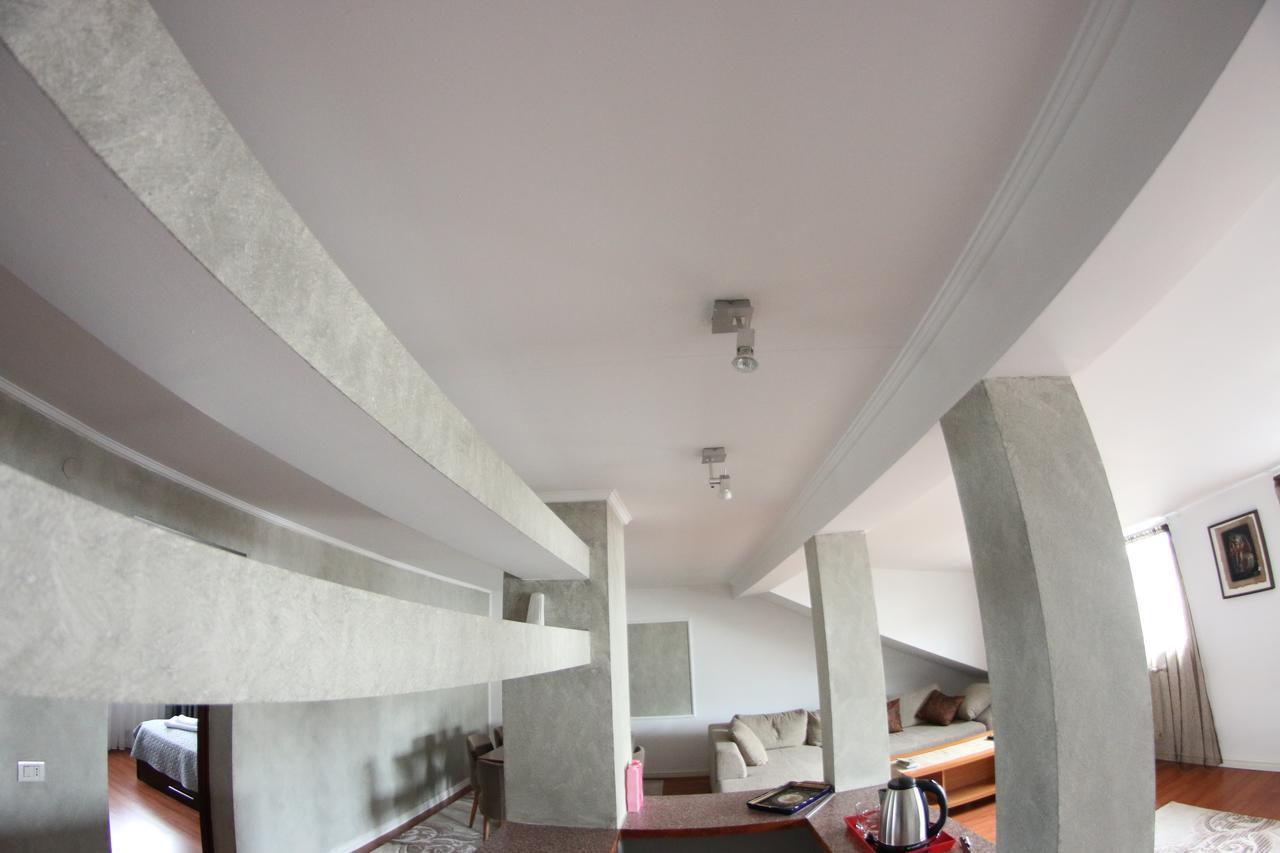 Casa Bucovineana Ξενοδοχείο Σουκεάβα Εξωτερικό φωτογραφία