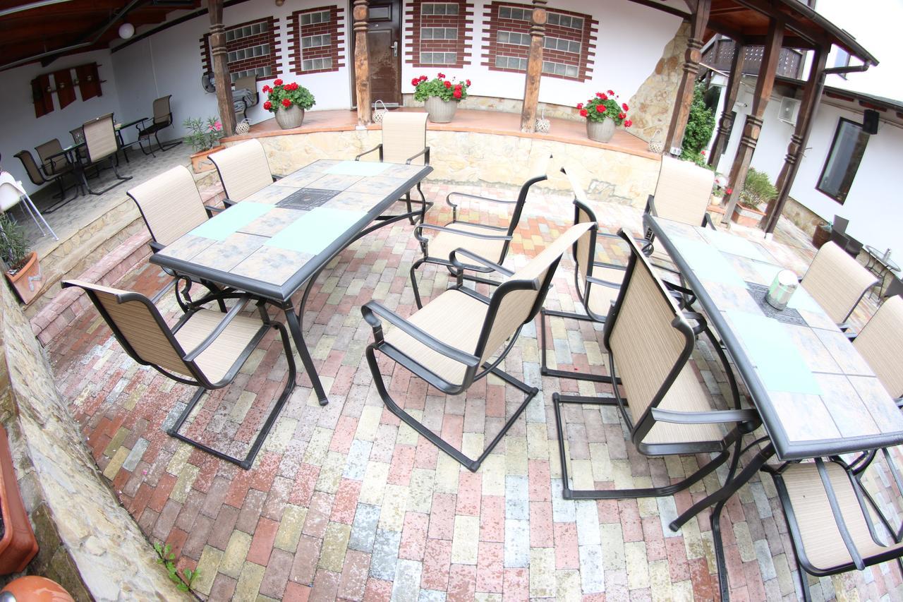 Casa Bucovineana Ξενοδοχείο Σουκεάβα Εξωτερικό φωτογραφία
