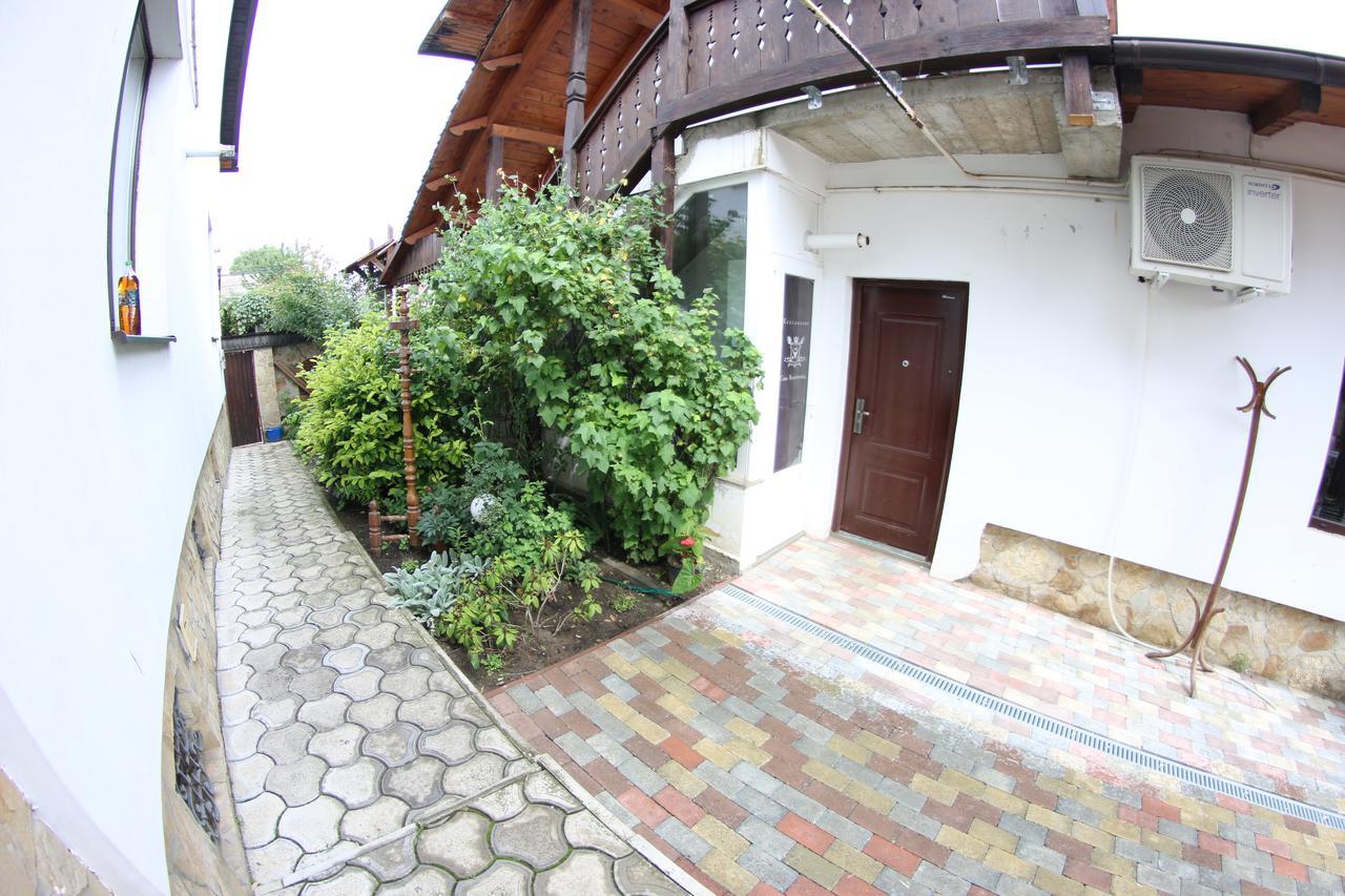 Casa Bucovineana Ξενοδοχείο Σουκεάβα Εξωτερικό φωτογραφία