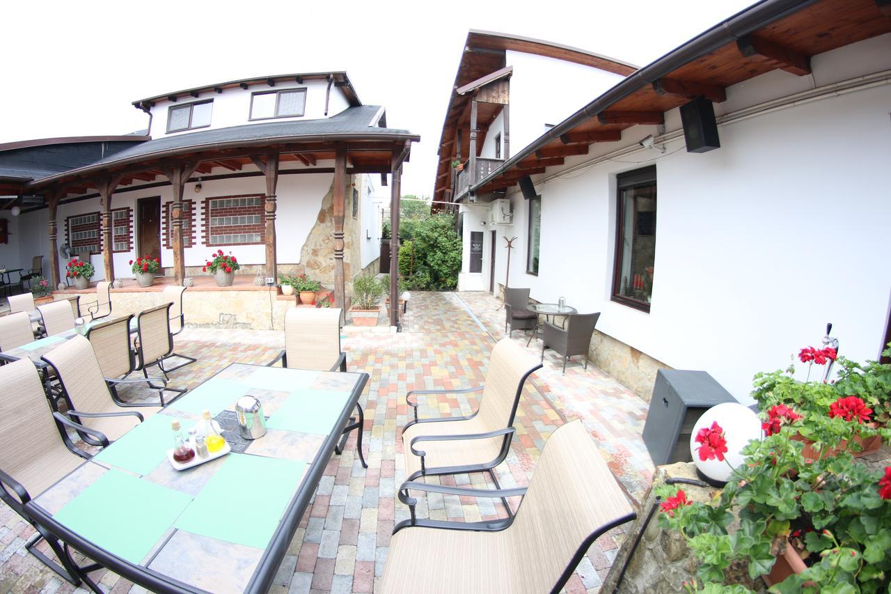 Casa Bucovineana Ξενοδοχείο Σουκεάβα Εξωτερικό φωτογραφία
